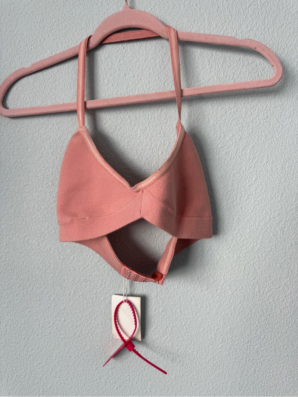 Yagi Seamless Pink Halter Bralette V neck Knit